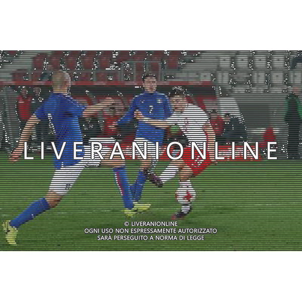 2017.03.23 Krakow Pilka nozna , Mlodziezowa Reprezentacja Polski Polska U21 - Wlochy U21 N/z Davide Biraschi , Davide Calabria , Dawid Kownacki , Kownacki strzela bramke na 1-1 , gol , bramka Foto Krzysztof Porebski / PressFocus 2017.03.23 Football , Polish U21 National Team Poland U-21 - Italy U-21 Davide Biraschi , Davide Calabria , Dawid Kownacki , Kownacki scoring 1-1 goal Credit: Krzysztof Porebski / PressFocus / NEWSPIX.PL --- Newspix.pl / AGENZIA ALDO LIVERANI SAS - ITALY ONLY EDITORIAL USE ONLY
