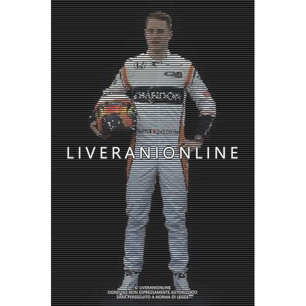 Stoffel Vandoorne (BEL) McLaren. 23.03.2017. Formula 1 World Championship, Rd 1, Australian Grand Prix, Albert Park, Melbourne, Australia, Preparation Day. ONLY ITALY AG ALDO LIVERANI SAS