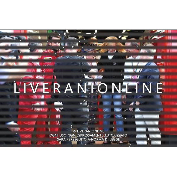 Nicole Kidman (AUS) Actress with Jackie Stewart (GBR) and the Ferrari team. 25.03.2017. Formula 1 World Championship, Rd 1, Australian Grand Prix, Albert Park, Melbourne, Australia, Qualifying Day. ONLY ITALY AG ALDO LIVERANI SAS