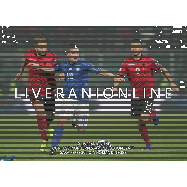 Italia - Albania, partita gruppo G di qualificazione ai Mondiali di calcio di Russia 2018 al \'Renzo Barbera\' di Palermo 24 marzo 2017 nella foto marco verratti contrastato da basha ©SERGI / AGENZIA ALDO LIVERANI SAS