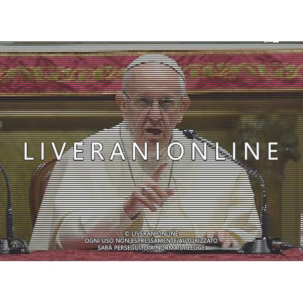 Visita Pastorale di sua Santita\' Papa Francesco a Milano Milano - 25.03.2017 Nella Foto:Sua Santita\' Papa Francesco nel Duomo di Milano /Ph.Vitez-Ag. Aldo Liverani