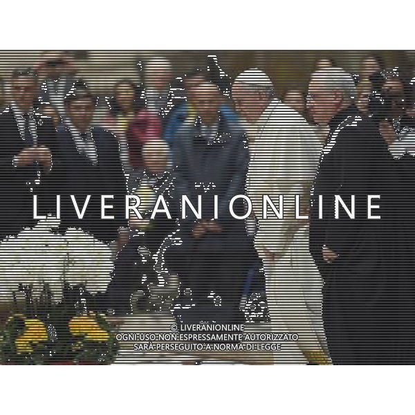 Visita Pastorale di sua Santita\' Papa Francesco a Milano Milano - 25.03.2017 Nella Foto:Sua Santita\' Papa Francesco nel Duomo di Milano /Ph.Vitez-Ag. Aldo Liverani