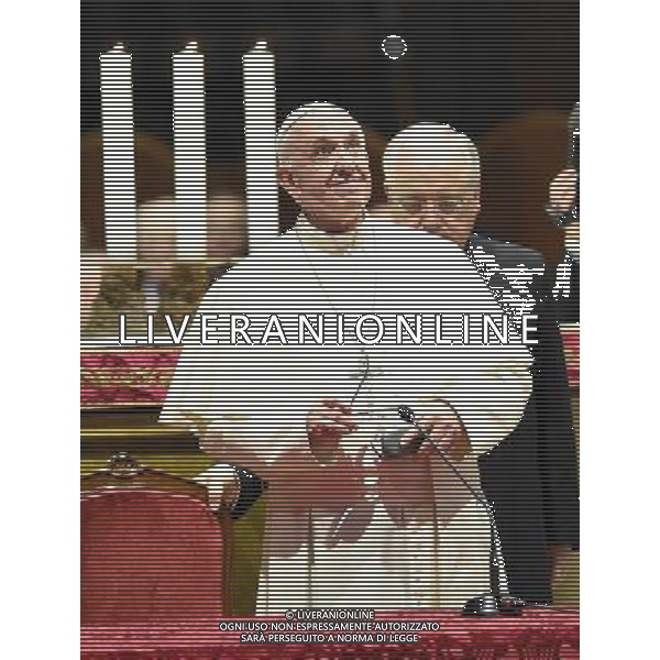 Visita Pastorale di sua Santita\' Papa Francesco a Milano Milano - 25.03.2017 Nella Foto:Sua Santita\' Papa Francesco nel Duomo di Milano /Ph.Vitez-Ag. Aldo Liverani