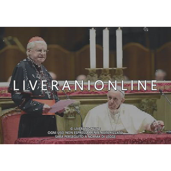 Visita Pastorale di sua Santita\' Papa Francesco a Milano Milano - 25.03.2017 Nella Foto:Santita\' Papa Francesco nel Duomo di Milano con il Cardinale angelo Scola /Ph.Vitez-Ag. Aldo Liverani