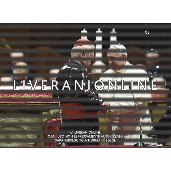Visita Pastorale di sua Santita\' Papa Francesco a Milano Milano - 25.03.2017 Nella Foto:Santita\' Papa Francesco nel Duomo di Milano con il Cardinale angelo Scola /Ph.Vitez-Ag. Aldo Liverani