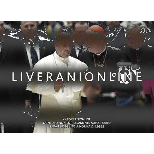 Visita Pastorale di sua Santita\' Papa Francesco a Milano Milano - 25.03.2017 Nella Foto:Santita\' Papa Francesco nel Duomo di Milano con il Cardinale angelo Scola /Ph.Vitez-Ag. Aldo Liverani