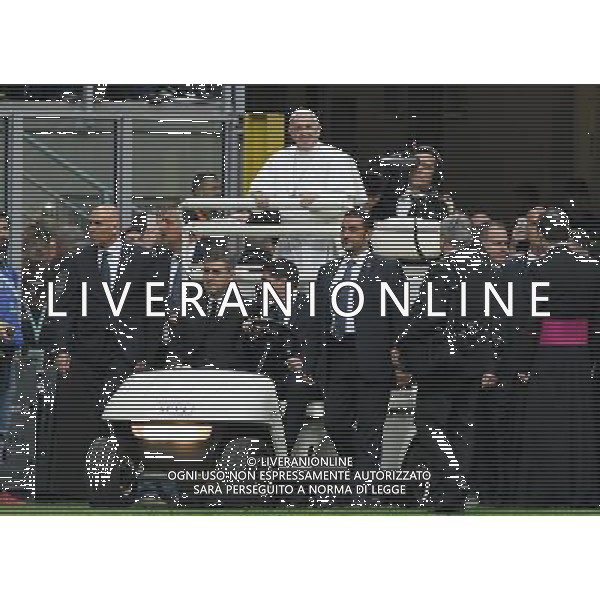 Visita Pastorale di sua Santita\' Papa Francesco a Milano Milano - 25.03.2017 Nella Foto:sua Santitaâ€™ Papa Francesco incontra i cresimandi allo stadio San Siro di Milano /Ph.Vitez-Ag. Aldo Liverani
