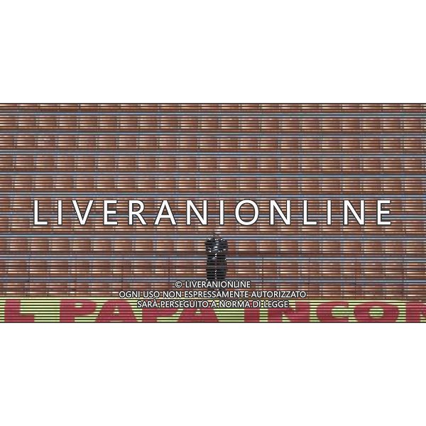 Milano ( MI ) 25/03/2017 Stadio San Siro il Papa incontra i cresimandi e cresimati Nella foto: Vigilanza - Sicurezza PH Lauro Montagnini / AGENZIA ALDO LIVERANI SAS Visita Pastorale di sua Santita\' Papa Francesco a Milano che incontra i cresimandi allo stadio San Siro 25.03.2017