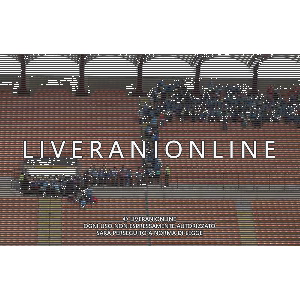 Milano ( MI ) 25/03/2017 Stadio San Siro il Papa incontra i cresimandi e cresimati Nella foto: I fedeli prendono posto all\'interno dello stadio PH Lauro Montagnini / AGENZIA ALDO LIVERANI SAS Visita Pastorale di sua Santita\' Papa Francesco a Milano che incontra i cresimandi allo stadio San Siro 25.03.2017