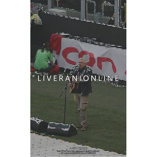 Milano ( MI ) 25/03/2017 Stadio San Siro il Papa incontra i cresimandi e cresimati Nella foto: Davide Van De Sfroos cantautore PH Lauro Montagnini / AGENZIA ALDO LIVERANI SAS Visita Pastorale di sua Santita\' Papa Francesco a Milano che incontra i cresimandi allo stadio San Siro 25.03.2017
