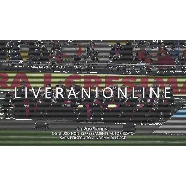 Milano ( MI ) 25/03/2017 Stadio San Siro il Papa incontra i cresimandi e cresimati Nella foto: Vescovi, Preti, Monsignori seguono la cerimonia PH Lauro Montagnini / AGENZIA ALDO LIVERANI SAS Visita Pastorale di sua Santita\' Papa Francesco a Milano che incontra i cresimandi allo stadio San Siro 25.03.2017