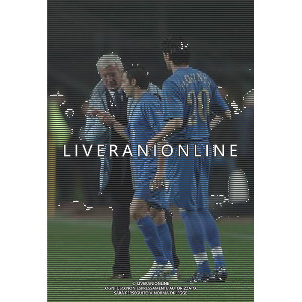 Italia - Islanda Amichevole 30/03/2005 nella foto marcello lippi con iaquinta vincenzo e di michele david ph luzzani/agenzia aldo liverani