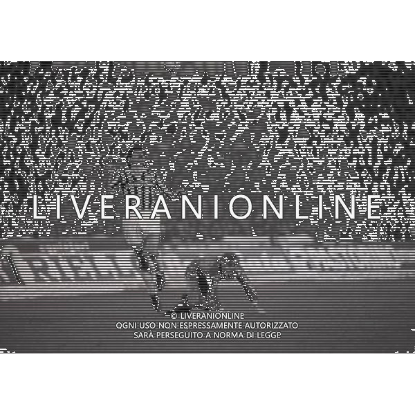 05-11-1986 TORINO JUVENTUS REAL MADRID COPPA DEI CAMPIONI OTTAVI DI FINALE NELLA FOTO LUCIANO FAVERO E BUTRAGUENO EMILIO AG ALDO LIVERANI SAS