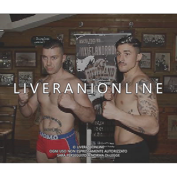 Milano, ( MI ) 31/03/2017 Dixieland Cafe cerimonia del peso dei pugili Nella foto: Predrag Cvetkovic e Nicholas Esposito - Pesi super Welter PH Lauro Montagnini AG ALDO LIVERANI SAS