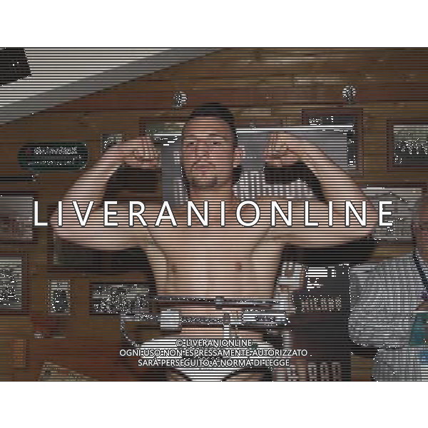 Milano, ( MI ) 31/03/2017 Dixieland Cafe cerimonia del peso dei pugili Nella foto: Matteo Rondena - Pesi massimi leggeri PH Lauro Montagnini AG ALDO LIVERANI SAS