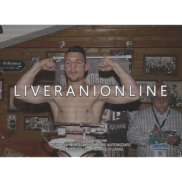 Milano, ( MI ) 31/03/2017 Dixieland Cafe cerimonia del peso dei pugili Nella foto: Matteo Rondena - Pesi massimi leggeri PH Lauro Montagnini AG ALDO LIVERANI SAS