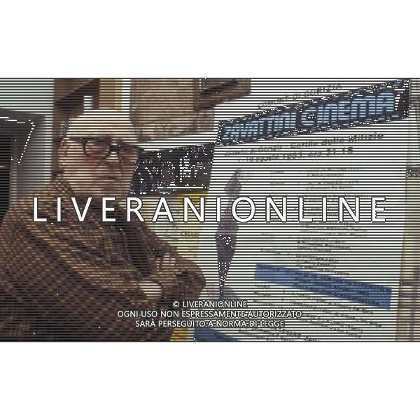Cesare Zavattini, sceneggiatore, giornalista, commediografo, scrittore, poeta e pittore italiano - Retrospettiva nella foto nel 1983 © ARCHIVIO / AGENZIA ALDO LIVERANI SAS