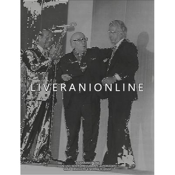 Cesare Zavattini, sceneggiatore, giornalista, commediografo, scrittore, poeta e pittore italiano - Retrospettiva nella foto con Giorgio Strehler © ARCHIVIO / AGENZIA ALDO LIVERANI SAS