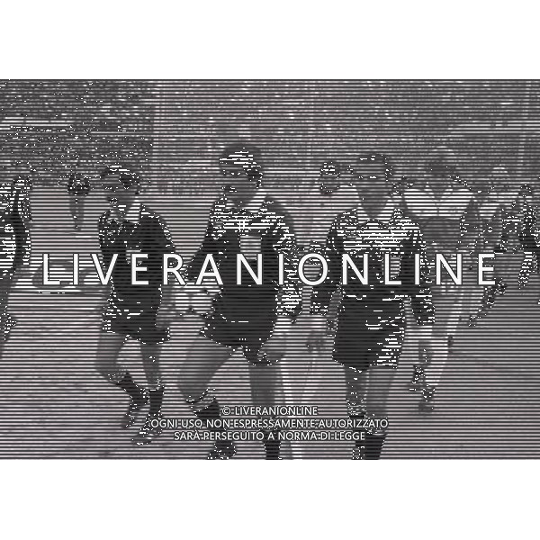 01-11-1980 ROMA STADIO OLIMPICO ITALIA DANIMARCA 2-0 NELLA FOTO ARBITRO LACARNE ALGERIA AG ALDO LIVERANI SAS