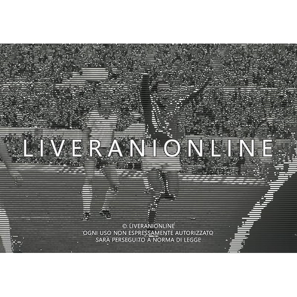 01-11-1980 ROMA STADIO OLIMPICO ITALIA DANIMARCA 2-0 NELLA FOTO ESULTANZA FRANCESCO GRAZIANI AG ALDO LIVERANI SAS