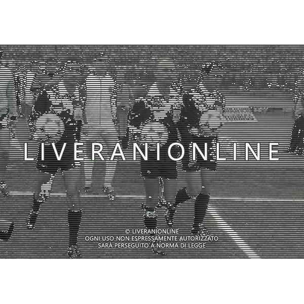 15-11-1980 TORINO STADIO COMUNALE ITALIA JUGOSLAVIA 2-0 NELLA FOTO ARBITRO KLEIN AG ALDO LIVERANI SAS