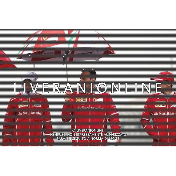 Sebastian Vettel (GER) Ferrari walks the circuit with the team. 06.04.2017. Formula 1 World Championship, Rd 2, Chinese Grand Prix, Shanghai, China, Preparation Day. ONLY ITALY AG ALDO LIVERANI SAS 