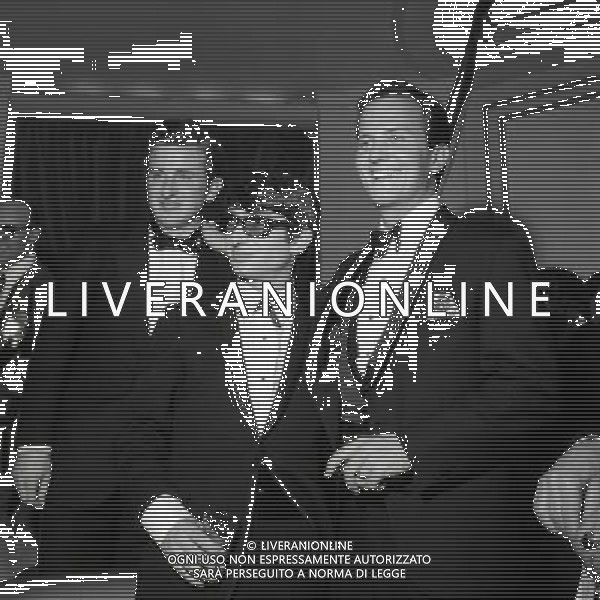 Cantanti Festival di Sanremo 1966 - Retrospettiva nella foto Nicola Di Bari con Pat Boone e Plinio Maggi © Archivio / AGENZIA ALDO LIVERANI SAS