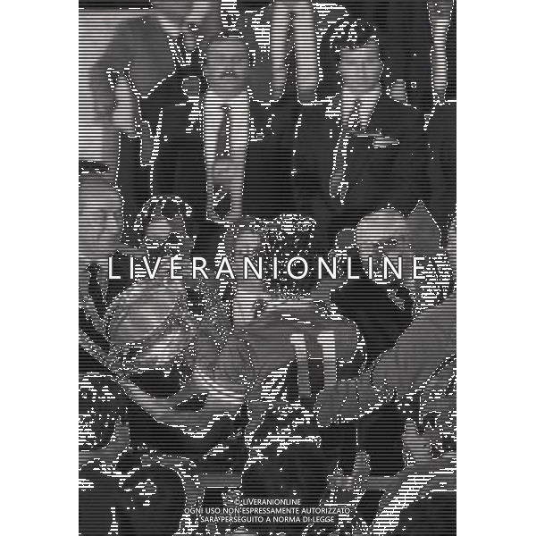 30-05 -1984 ROMA FINALE DI COPPA DEI CAMPIONI ROMA LIVERPOOL NELLA FOTO GREAME SOUNESS CON LA COPPA DEI CAMPIONI AG ALDO LIVERANI SAS