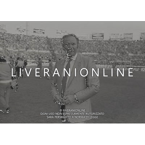 TORINO 25-04-1984 SEMIFINALE DI COPPA DELLE COPPE JUVENTUS MANCHESTER UNITED NELLA FOTO RON ATKINSON ALLENATORE MANCHESTER UNITED AG ALDO LIVERANI SAS