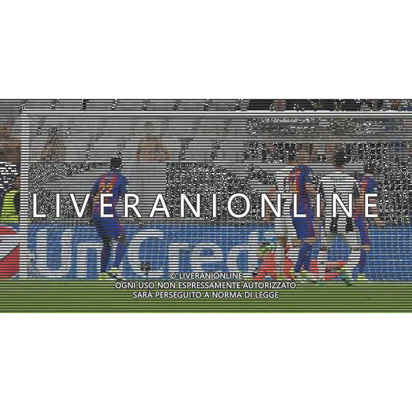 UEFA Champions League 2016/2017 Quarti di Finale Andata Torino - 11.04.2017 Juventus-Barcellona Nella Foto: il primo gol di paulo dybala del 1-0 /Ph.Vitez-Ag. Aldo Liverani