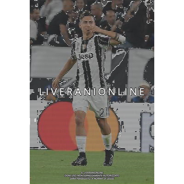 UEFA Champions League 2016/2017 Quarti di Finale Andata Torino - 11.04.2017 Juventus-Barcellona Nella Foto: esultanza dopo il primo gol di paulo dybala del 1-0 /Ph.Vitez-Ag. Aldo Liverani