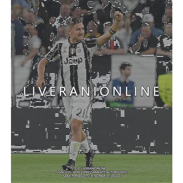 UEFA Champions League 2016/2017 Quarti di Finale Andata Torino - 11.04.2017 Juventus-Barcellona Nella Foto: esultanza dopo il primo gol di paulo dybala del 1-0 /Ph.Vitez-Ag. Aldo Liverani
