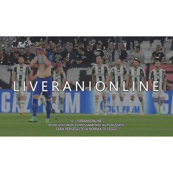 UEFA Champions League 2016/2017 Quarti di Finale Andata Torino - 11.04.2017 Juventus-Barcellona Nella Foto: al delusione di rakitic dopo il secondo gol di paulo dybala /Ph.Vitez-Ag. Aldo Liverani