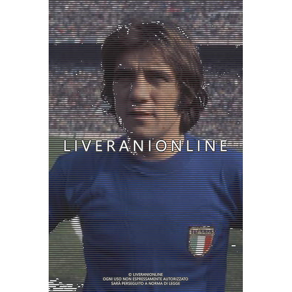 Roberto Boninsegna calciatore italiano, di ruolo attaccante - Retrospettiva nella foto con la maglia della nazionale italiana © ARCHIVIO / AGENZIA ALDO LIVERANI SAS