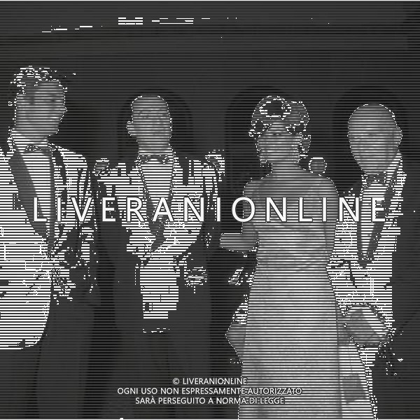 Claudia Cardinale alla Mostra del Cinema di Venezia nel 1965 - Retrospettiva nella foto con il regista Luchino Visconti e Jean Sorel ©ARCHIVIO / AGENZIA ALDO LIVERANI SAS