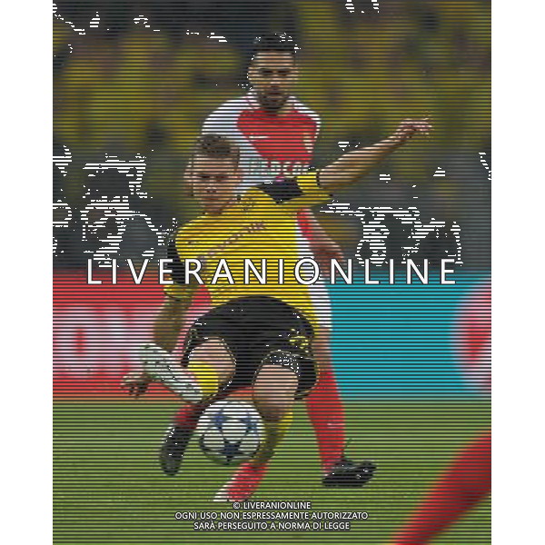 firo : 12.04.2017 FuÃŸball, Saison 2016/2017, Champions League, BVB, Borussia Dortmund - AS Monaco, Viertelfinal-Hinspiel Einzelaktion, Lukasz PISZCEK, BVB Borussia Dortmund, ganze Figur, $worldrights,Es gelten unsere AGB, einsehbar auf www.firosportphoto.de, copyright by firo sportphoto: Coesfelder Str. 207 D-48249 DÃ¼lmen www.firosportphoto.de mail@firosportphoto.de (V o l k s b a n k B o c h u m - W i t t e n ) BLZ.: 430 601 29 Kt. Nr.: 341 117 100 Tel:Â  +49-2594-9916004 Fax:Â +49-2594-9916005 / AGENZIA ALDO LIVERANI SAS - ITALY ONLY EDITORIAL USE ONLY