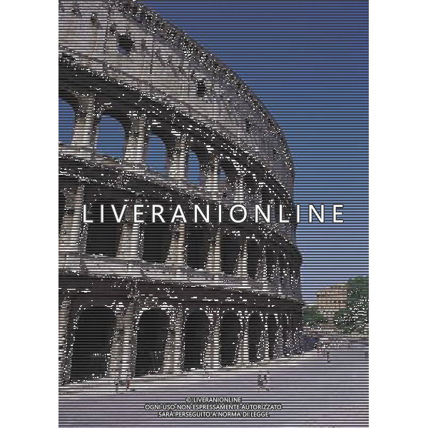 ITALIA 2004 NELLA FOTO COLOSSEO FOTO AGENZIA ALDO LIVERANI
