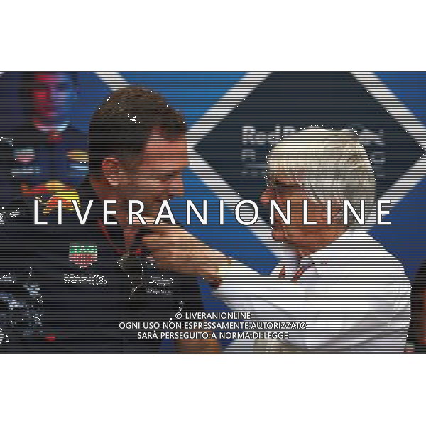 (L to R): Christian Horner (GBR) Red Bull Racing Team Principal with Bernie Ecclestone (GBR). 14.04.2017. Formula 1 World Championship, Rd 3, Bahrain Grand Prix, Sakhir, Bahrain, Practice Day ONLY ITALY AG ALDO LIVERANI SAS