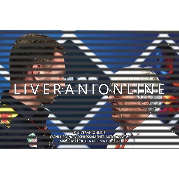 (L to R): Christian Horner (GBR) Red Bull Racing Team Principal with Bernie Ecclestone (GBR). 14.04.2017. Formula 1 World Championship, Rd 3, Bahrain Grand Prix, Sakhir, Bahrain, Practice Day ONLY ITALY AG ALDO LIVERANI SAS
