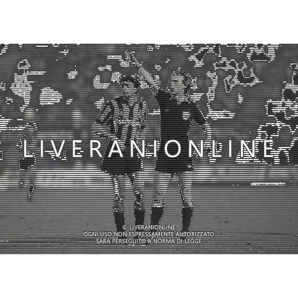 05-11-1986 MILANO SEDICESIMI DI COPPA UEFA INTER LEGIA VARSAVIA 1-0 NELLA FOTO ARBITRO Courtney (ENG) AG ALDO LIVERANI SAS