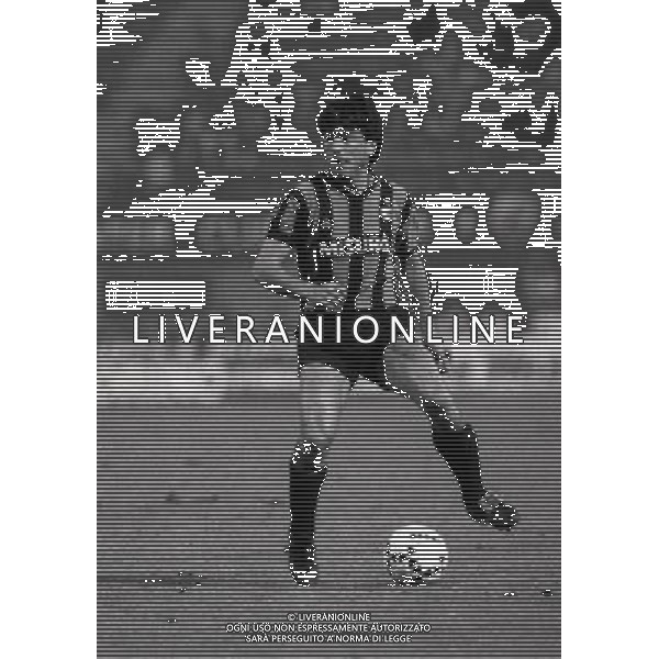 05-11-1986 MILANO SEDICESIMI DI COPPA UEFA INTER LEGIA VARSAVIA 1-0 NELLA FOTO DANIEL PASSARELLA AG ALDO LIVERANI SAS