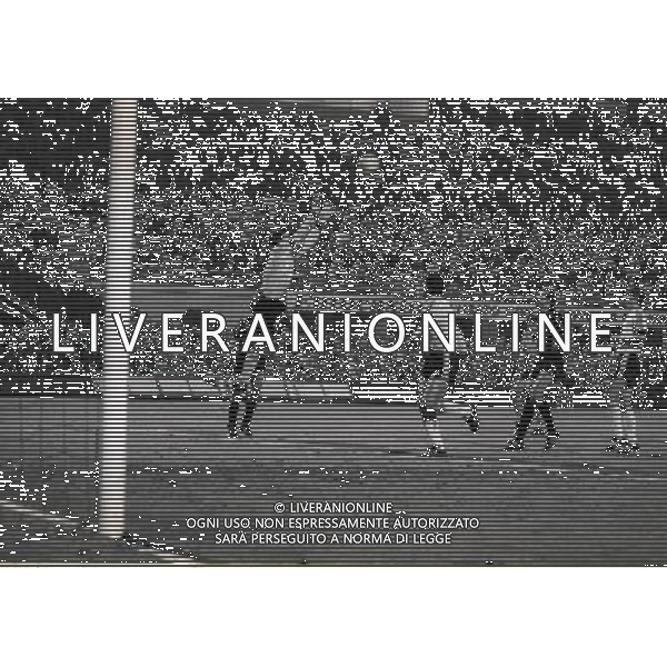 05-11-1986 MILANO SEDICESIMI DI COPPA UEFA INTER LEGIA VARSAVIA 1-0 NELLA FOTO AZIONE DI GIOCO AG ALDO LIVERANI SAS