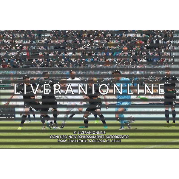 Venezia - Fano Campionato Calcio Lega Pro 35a giornata 15 aprile 2017 nella foto il gol di Lorenzo Capezzani del 1-1 © GARBUIO / AGENZIA ALDO LIVERANI SAS 