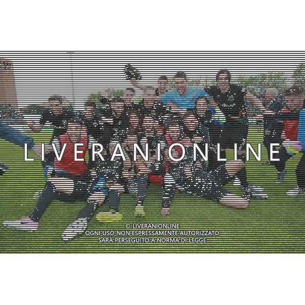 Venezia - Fano Campionato Calcio Lega Pro 35a giornata 15 aprile 2017 nella foto esultanza del venezia a fine gara per la promozione in serie B - Festeggiamenti © GARBUIO / AGENZIA ALDO LIVERANI SAS 