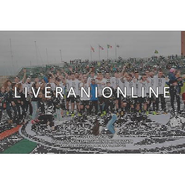 Venezia - Fano Campionato Calcio Lega Pro 35a giornata 15 aprile 2017 nella foto Festeggiamenti, esultanza del venezia a fine gara per la promozione in serie B Â© GARBUIO / AGENZIA ALDO LIVERANI SAS 