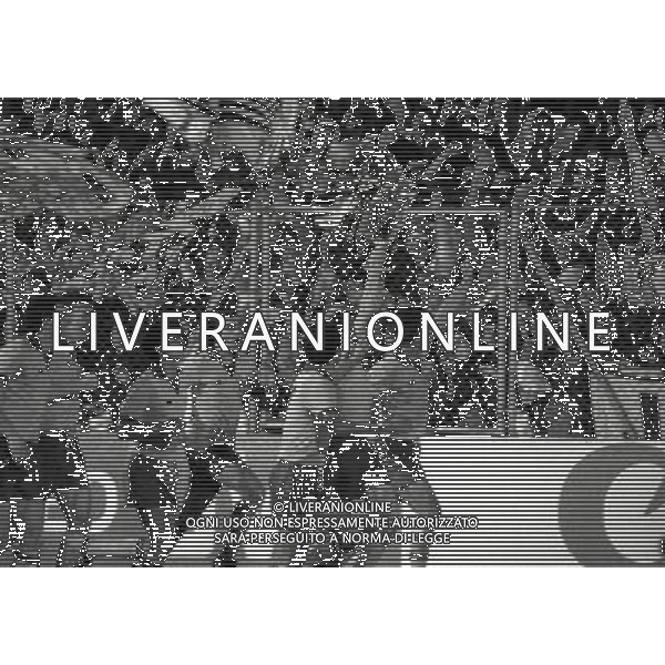 La finale della 24» edizione della Coppa delle Coppe UEFA  stata disputata il 16 maggio 1984 al St. Jakob Stadium di Basilea tra Juventus e Porto NELLA FOTO I GIOCATORI DELLA JUVENTUS FESTEGGIANO LA VITTORIA DELLA COPPA DELLE COPPE AG ALDO LIVERANI SAS