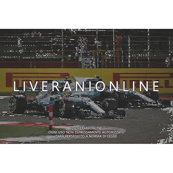 Lewis Hamilton (GBR) Mercedes AMG F1 W08 passes team mate Valtteri Bottas (FIN) Mercedes AMG F1 W08. 16.04.2017. Formula 1 World Championship, Rd 3, Bahrain Grand Prix, Sakhir, Bahrain, Race Day. ONLY ITALY AG ALDO LIVERANI SAS
