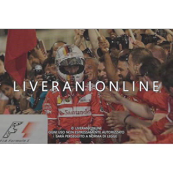 Race winner Sebastian Vettel (GER) Ferrari celebrates in parc ferme. 16.04.2017. Formula 1 World Championship, Rd 3, Bahrain Grand Prix, Sakhir, Bahrain, Race Day. ONLY ITALY AG ALDO LIVERANI SAS