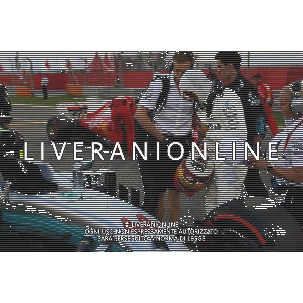 Lewis Hamilton (GBR) Mercedes AMG F1 W08 on the grid. 16.04.2017. Formula 1 World Championship, Rd 3, Bahrain Grand Prix, Sakhir, Bahrain, Race Day. ONLY ITALY AG ALDO LIVERANI SAS
