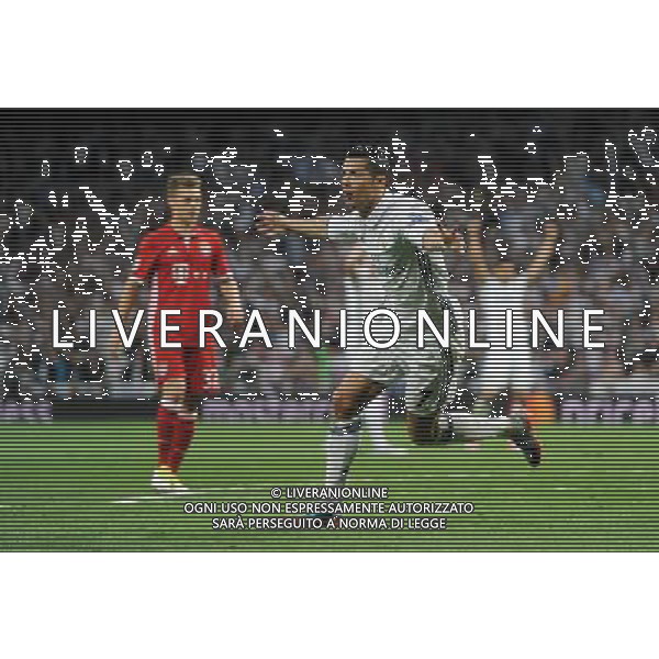firo Fu§ball, Fussball, 18.04.2017 Uefa Champions League, CL Saison 2016/2017 Viertelfinale, RŸckspiel Real Madrid - FCB FC Bayern MŸnchen Muenchen 4:2 Real Cristiano Ronaldo, Jubel Torjubel, nach dem 3:2 $worldrights Es gelten unsere AGB, einsehbar auf www.firosportphoto.de copyright by firo sportphoto: Coesfelder Str.207 48249 DŸlmen www.firosportphoto.de mail@firosportphoto.de (V o l k s b a n k B o c h u m - W i t t e n ) IBAN DE68 4306 0129 0341 1171 00 Tel:Ê 02594 - 9916004 Fax:Ê02594 - 9916005 AG ALDO LIVERANI SAS ONLY ITALY